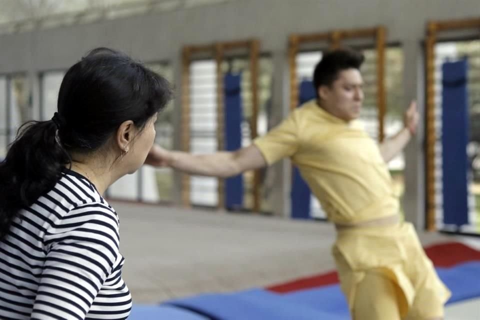 La entrenadora Ma Jin y su pupilo tienen la misma meta en París, terminar en lo más alto del podio.