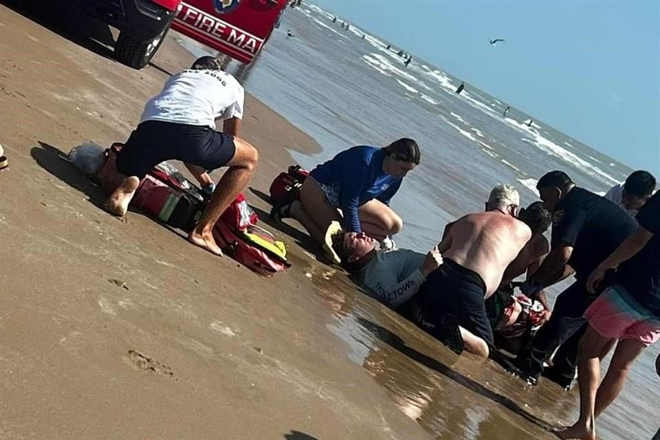 Los lesionados fueron atendidos por heridas en las piernas.