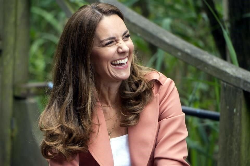 La Princesa Kate continúa con su tratamiento contra el cáncer que le fue diagnosticado en marzo pasado.