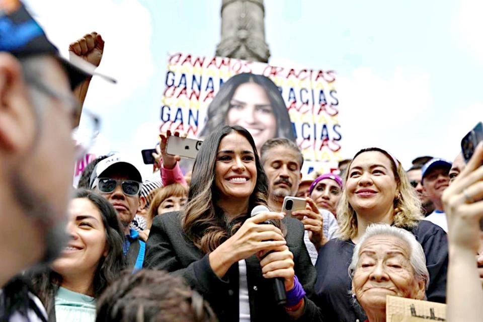 El recuento voto por voto para la Alcaldía Cuauhtémoc, que de manera preliminar obtuvo Alessandra Rojo de la Vega, sigue en veremos.