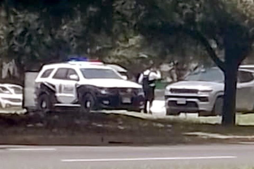 Tras el robo, la Policías de San Pedro realizó un operativo con filtros en avenidas de salidas del municipio.