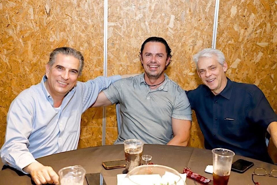 Jorge Lozano, Rafa Gutiérrez y Óscar Fernández
