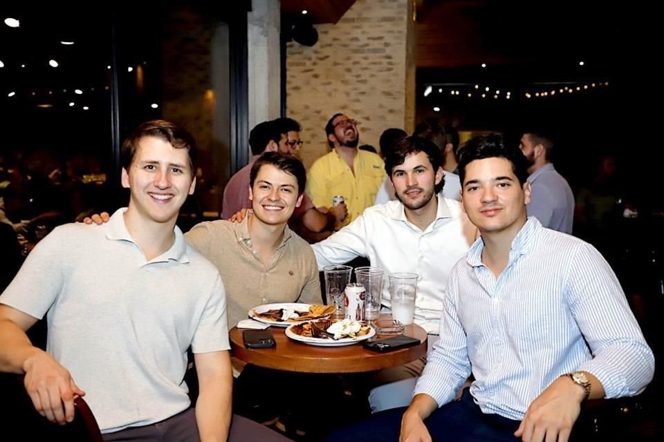 Hernán Belden, Andrés Zambrano, Andrés Fernández y Pedro Vela