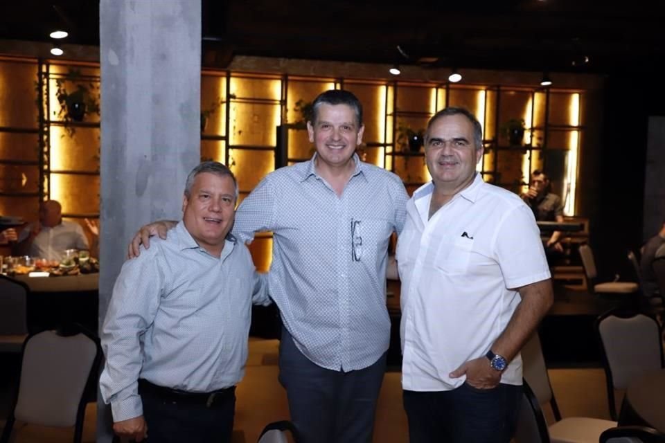 Gerardo Garza, Serafín Villarreal y Pato Canales