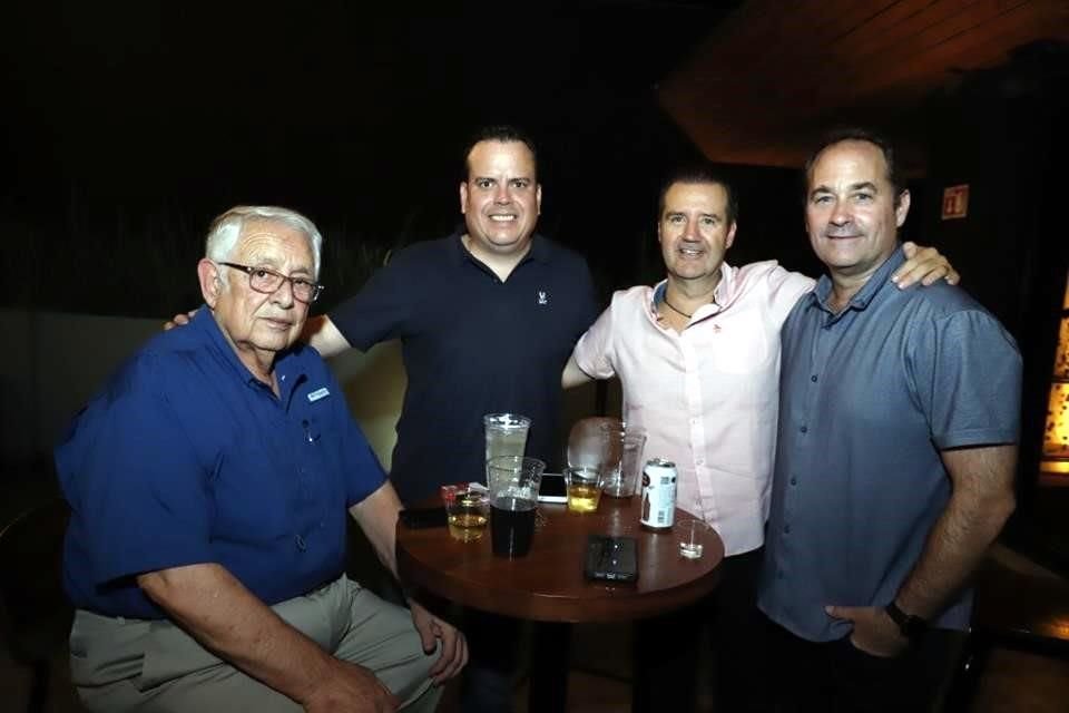 Héctor Valenzuela, Rodrigo Valles, Salvador Luna y Pablo Maiz Larralde