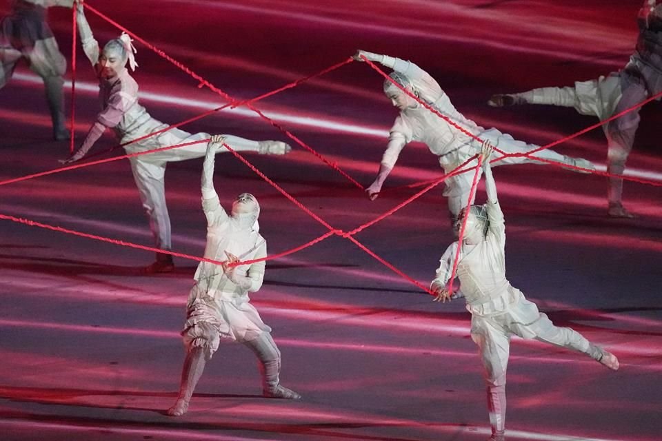 Uno de los primeros performances de la inauguración.