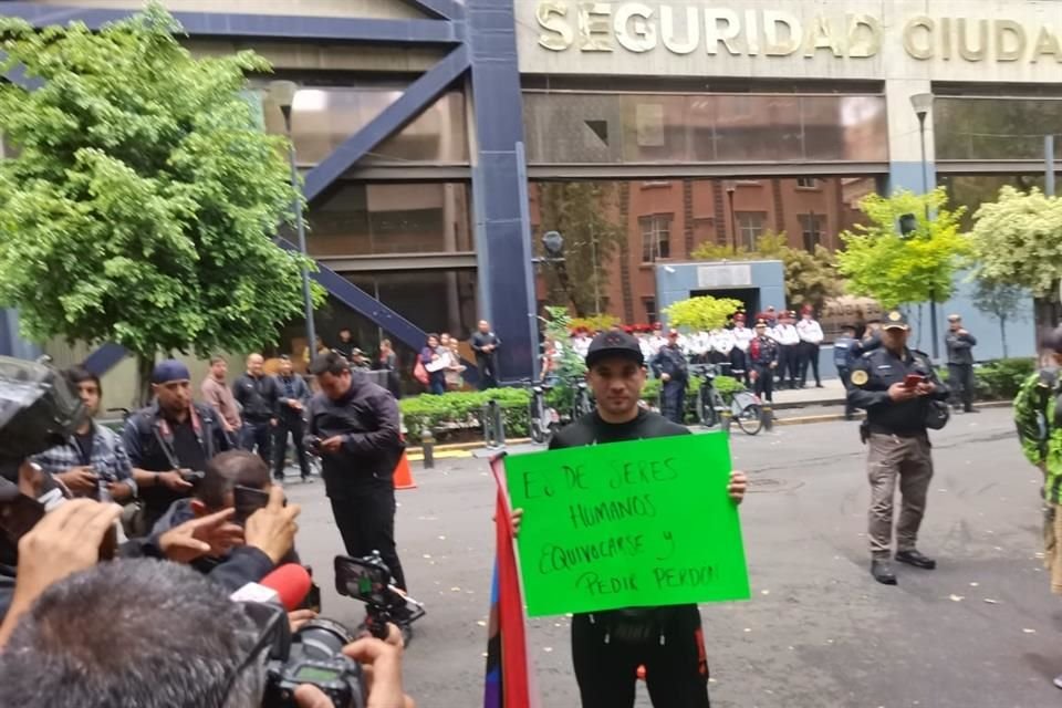 El agente grabó un video sexual en el STC con la actriz de contenido para adultos, Luna Bella, y otros actores, por lo que fue suspendido.