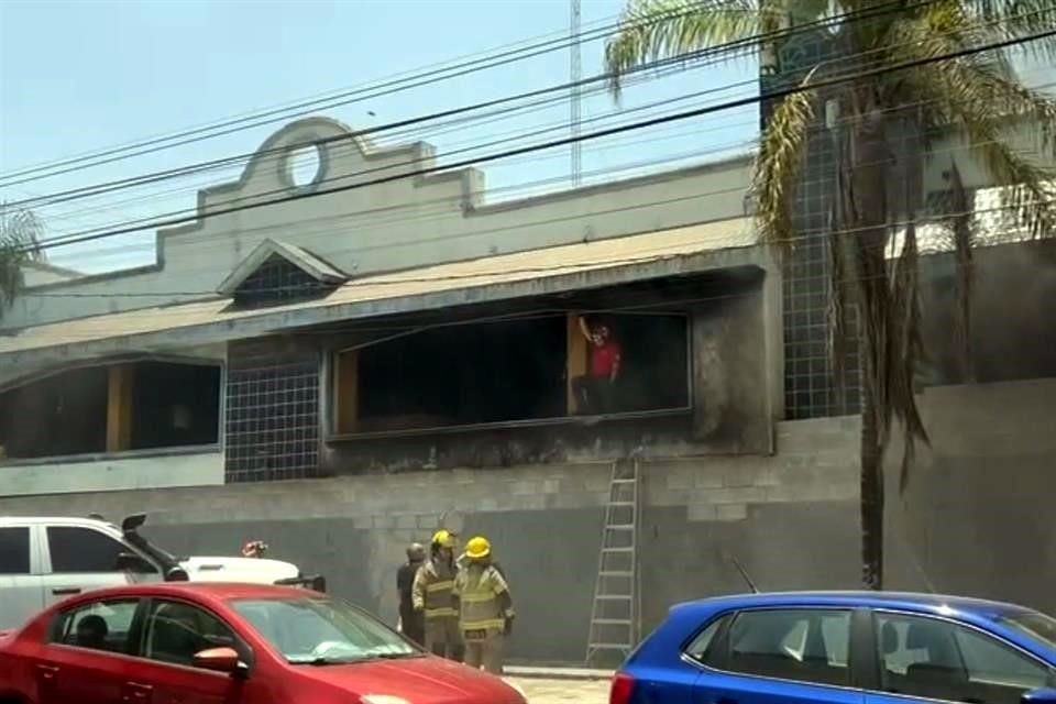 Cerca de las 12:00 horas de este martes fue reportado el siniestro.