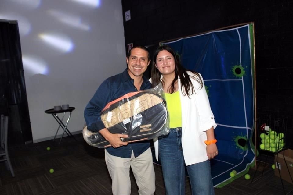 Edward Rojas y Marifer Mendoza