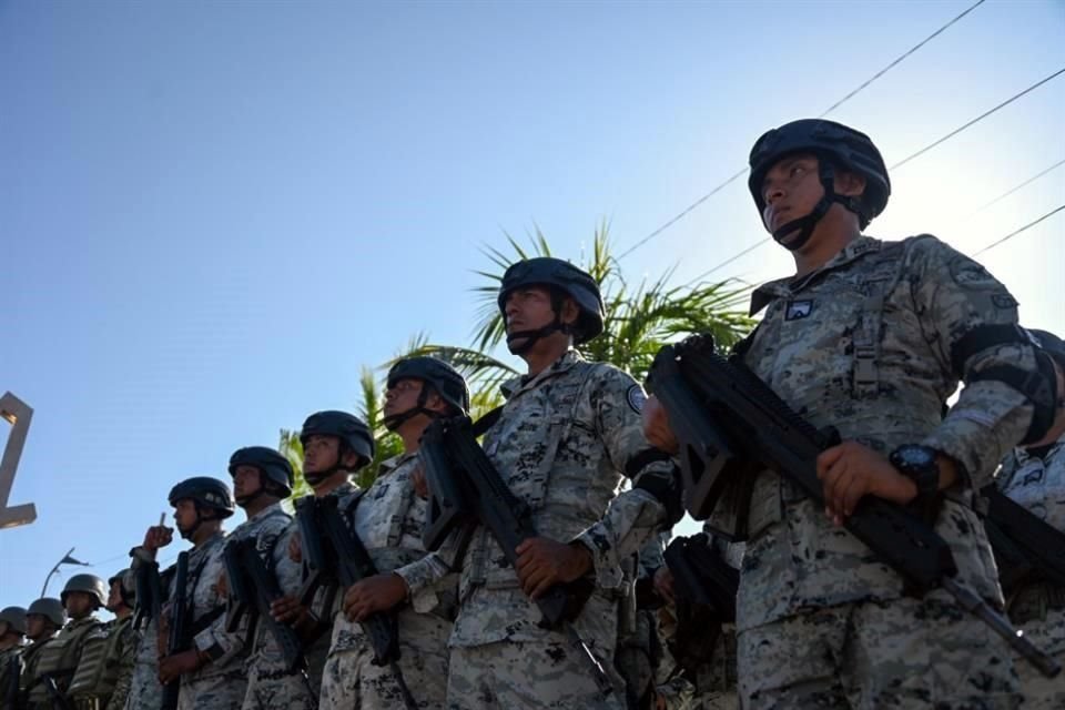 La FGR y la Sedena capturaron ayer al presunto líder de Los Escorpiones y Los Ciclones, brazos armados del Cártel del Golfo, en Tamaulipas.