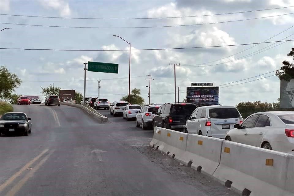 En algunos de los cruces fronterizos entre Tamaulipas y Texas se reportaron espera de hasta 90 minutos.