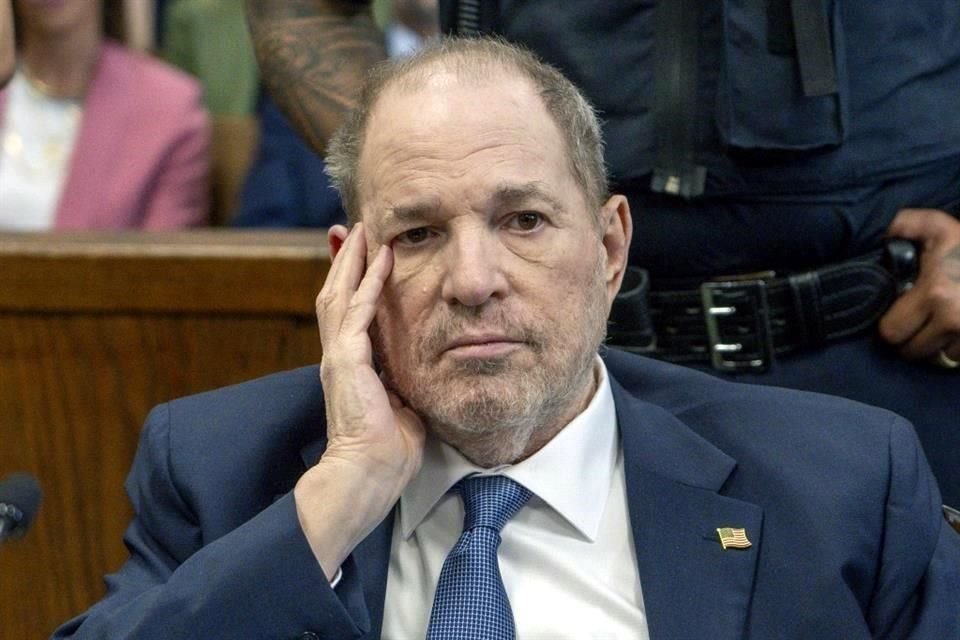 Harvey Weinstein enfrentará otro juicio  después de que su condena anterior fuera anulada por no haber tenido un proceso justo.