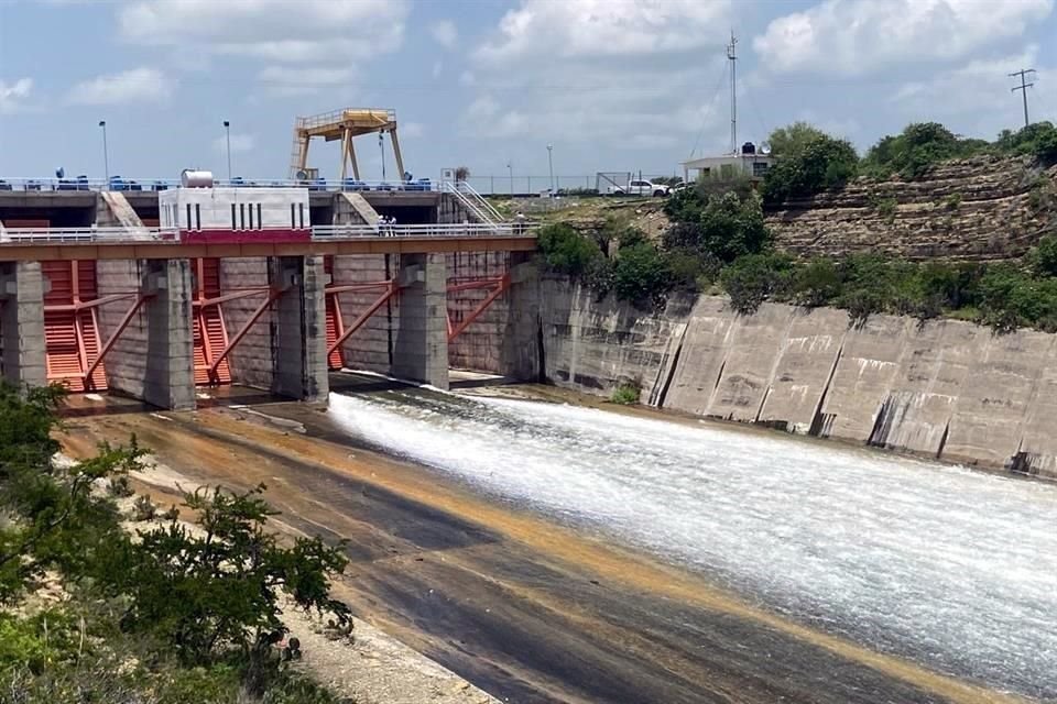 Las presas El Cuchillo y Cerro Prieto cerraron sus compuertas tras ser desfogadas por varios días.