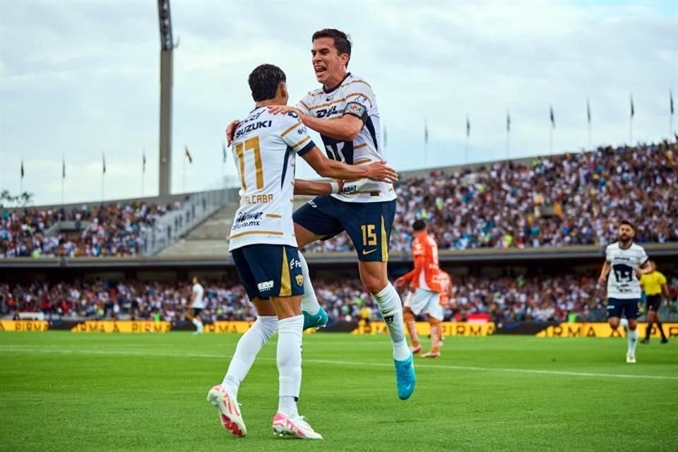 Ulises Rivas puso en ventaja al equipo auriazul antes de finalizar la primera parte.