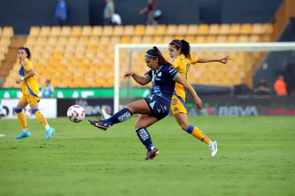 Tigres Femenil no tuvo complicaciones para imponerse este lunes 3-0 a Puebla en el Estadio Universitario, en la Jornada 2 del Apertura 2024.