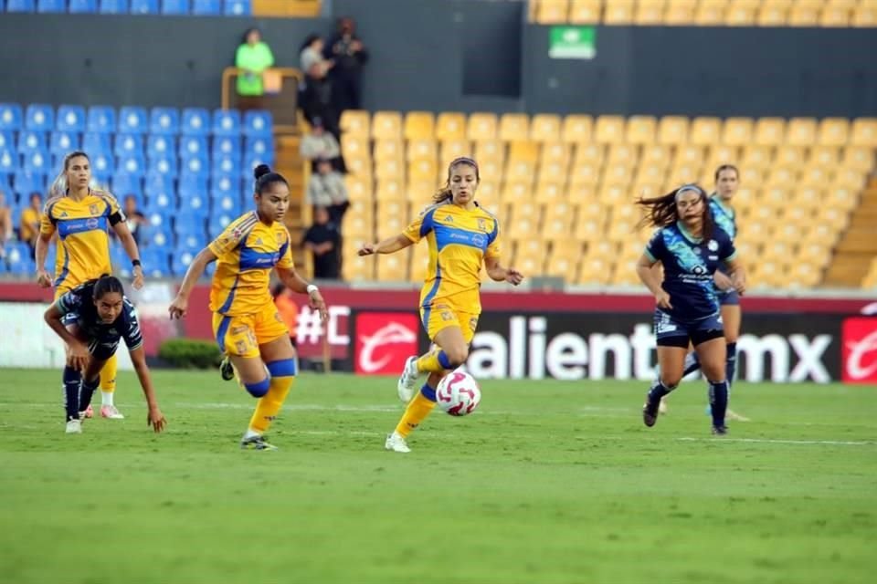 Tigres Femenil no tuvo complicaciones para imponerse este lunes 3-0 a Puebla en el Estadio Universitario, en la Jornada 2 del Apertura 2024.