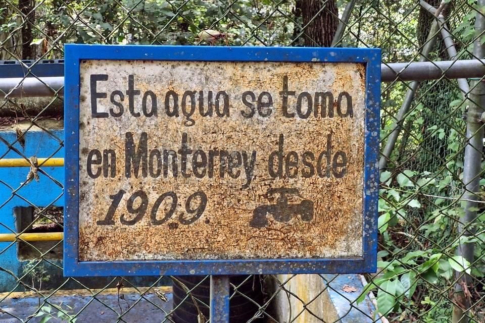 Al aumentar el caudal del arroyo, el agua alcanza para alimentar la red de AyD y llegar al Río La Silla.