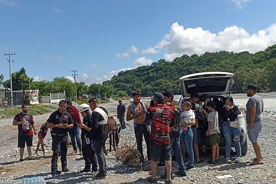El operativo de búsqueda se realizó de inmediato ante el pronóstico de lluvias que se esperan para este martes y podrían provocar una crecida del río.