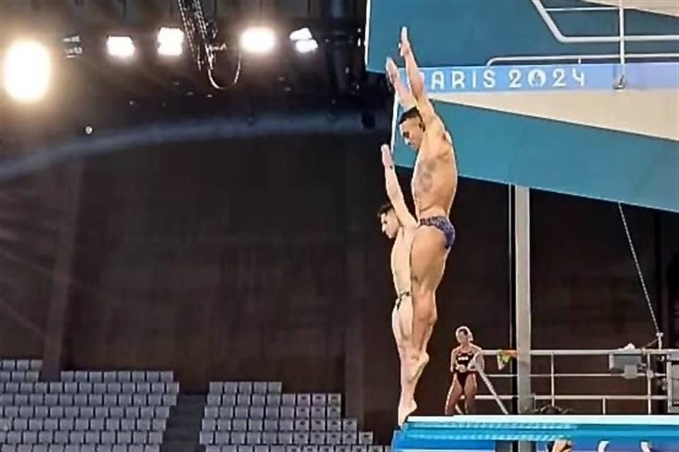 Juan Manuel Celaya, en clavados.