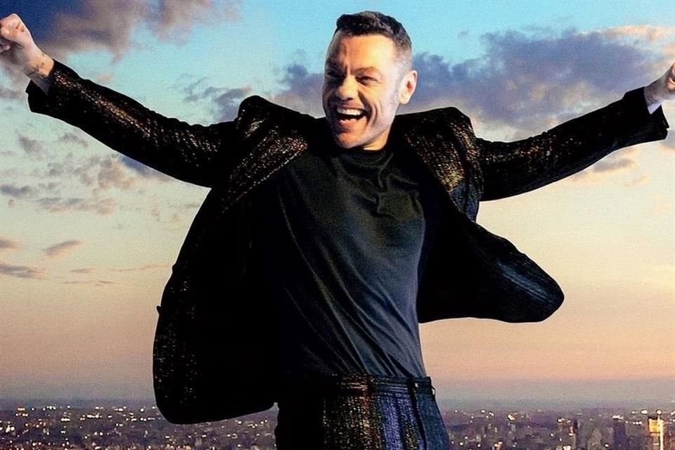 Tiziano Ferro tenía un prometedor futuro en México hasta que en 2006 dijo que 'no es posible decir que las mujeres mexicanas son las más bellas del mundo, con todo respeto, pues son bigotonas'.