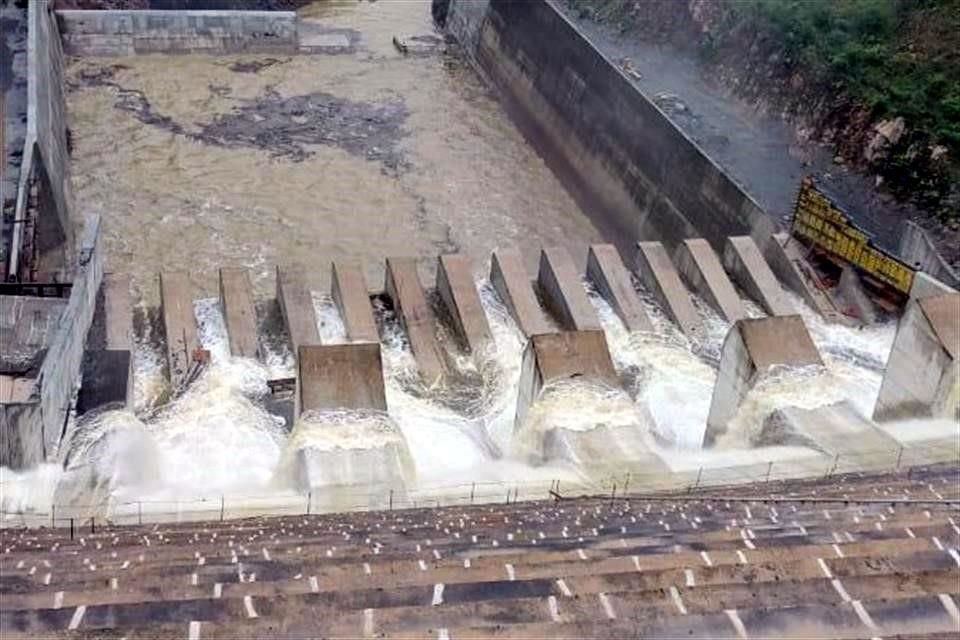 Con El Zapotillo por encima de su capacidad, Presa Calderón al 27% y recuperación de Chapala, el Gobernador auguró que habrá agua en presas.