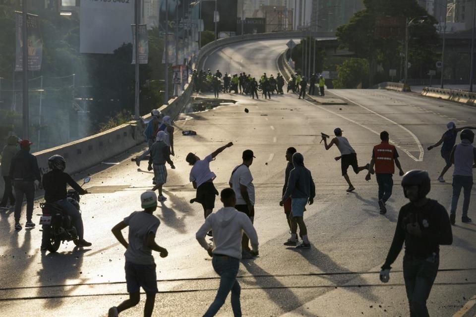 Venezolanos protestan contra los resultados de la elección en Caracas, el 29 de julio del 2024.