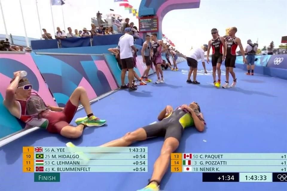 Pese a que sí se realizaron los triatlones en París 2024, algunos atletas reportaron vómitos y malestares por la condiciones del agua del Río Sena.