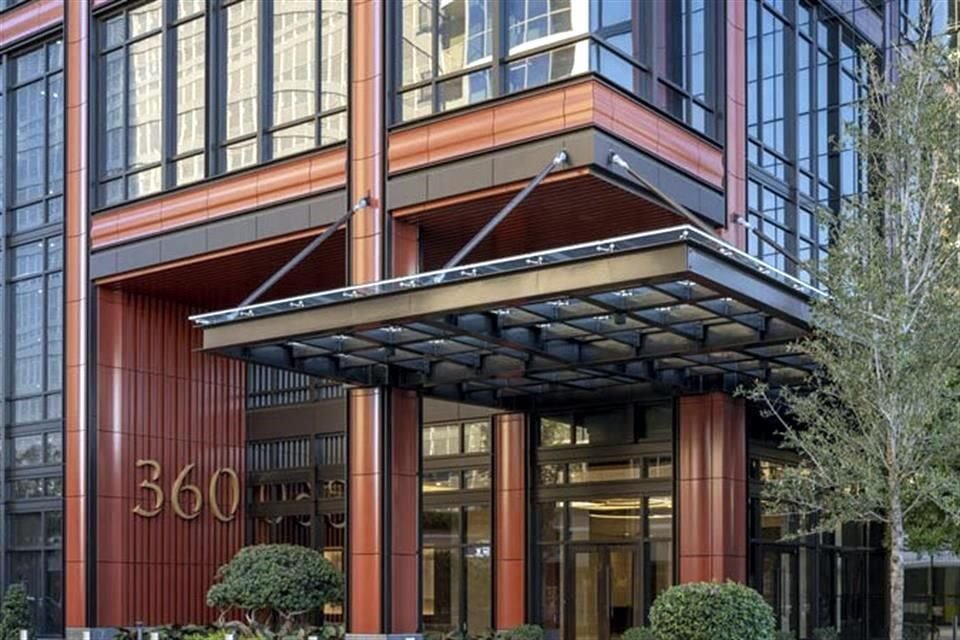 El inmueble cuenta con la certificación LEED Gold.