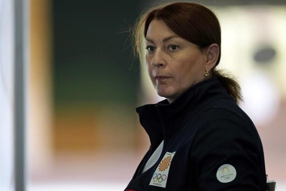La tiradora georgiana Nino Salukvadze anunció su retiro tras participar en 10 Juegos Olímpicos.
