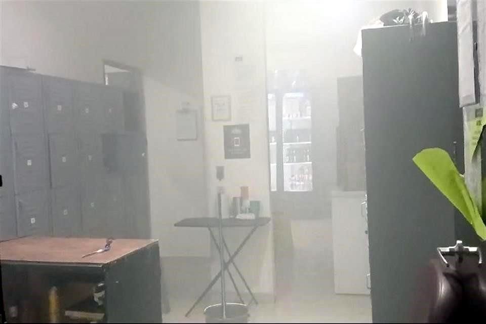 El incendio fue reportado a las 10:30 horas en el Casino Premier, ubicado en la Plaza Adana, en la Avenida Lincoln, en la Colonia San Jorge.