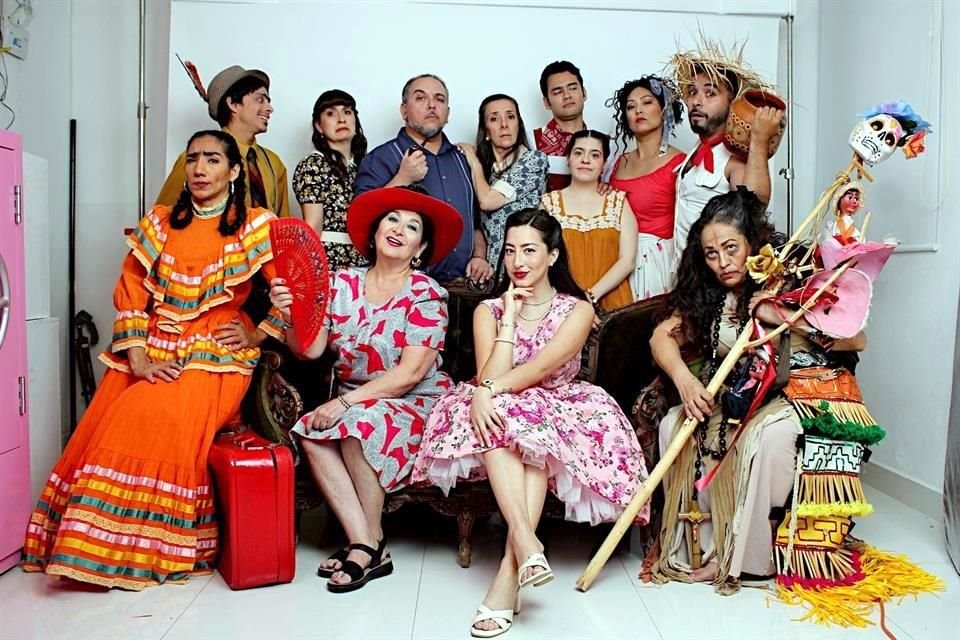 Elenco de 'Rosalba y los Llaveros', que hoy llega a DramáticoMx en breve temporada.