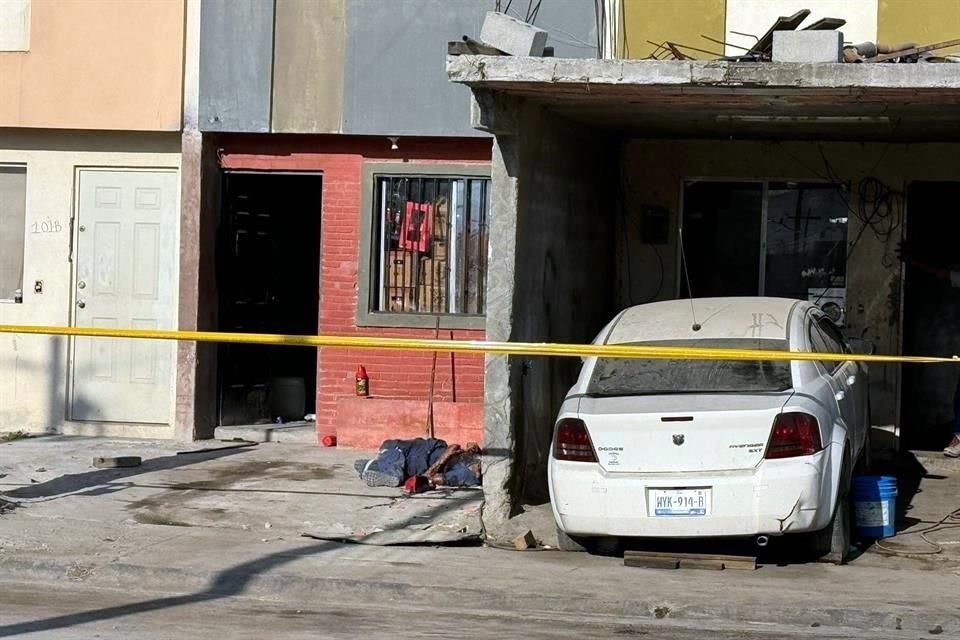 Los hechos fueron reportados a las 15:15 horas en la calle Osasuna y Avenida El Jaral, en la Colonia Villas del Jaral.