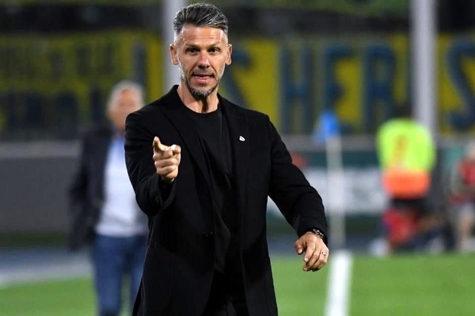 Sólo faltan detalles para que timonel argentino sea el sustituto del 'Tano' Ortiz.