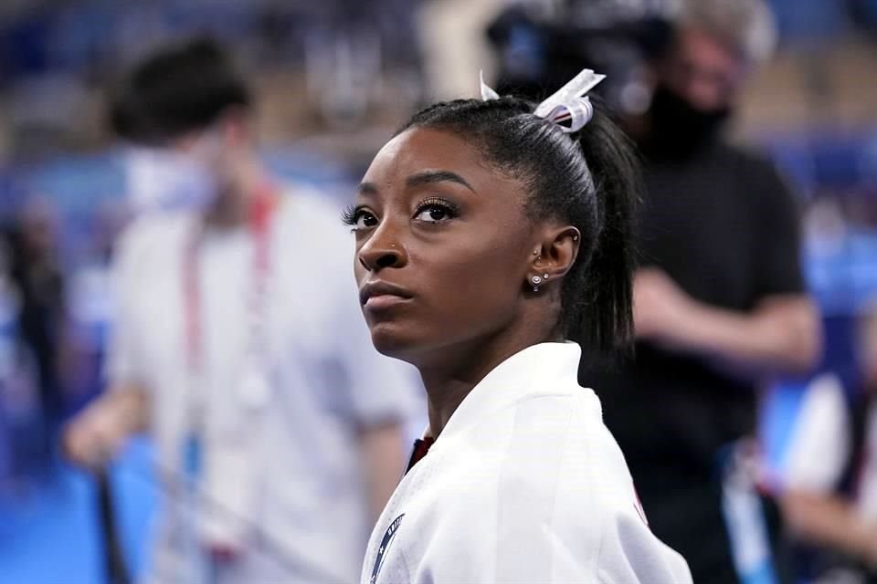 Simone Biles seguirá siendo evaluada diariamente para determinar si competirá en otras Finales.