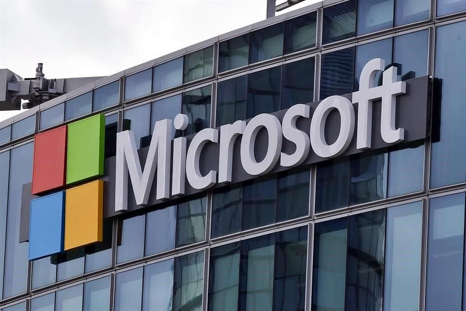 'Solucionamos este problema de inmediato para mantener a nuestros clientes seguros y protegidos. Agradecemos a los investigadores de seguridad por trabajar bajo la divulgación coordinada de vulnerabilidades', dijo Microsoft a Reuters. 