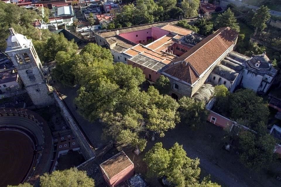 Aspecto del Conjunto Conventual Franciscano y Catedralicio de Nuestra Señora de la Asunción. El complejo albergó la primera Catedral de la América continental; data de los años 1525-1527.