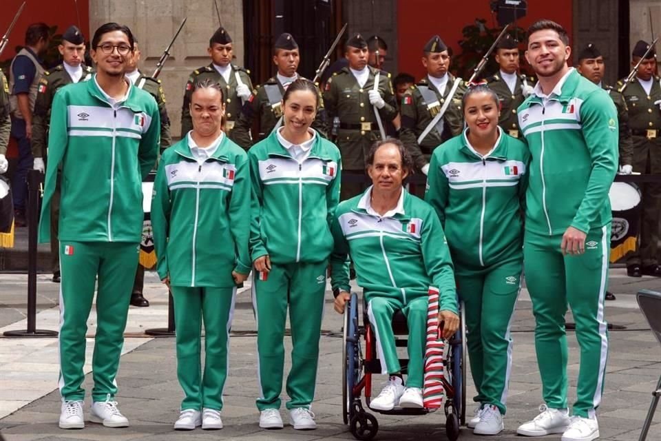 Los mexicanos buscan triunfar en los Paralímpicos de París 2024.