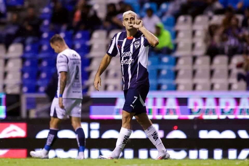 Germán Berterame marcó el 1-0 tras rematar un balón que pegó en el travesaño a tiro de Canales.