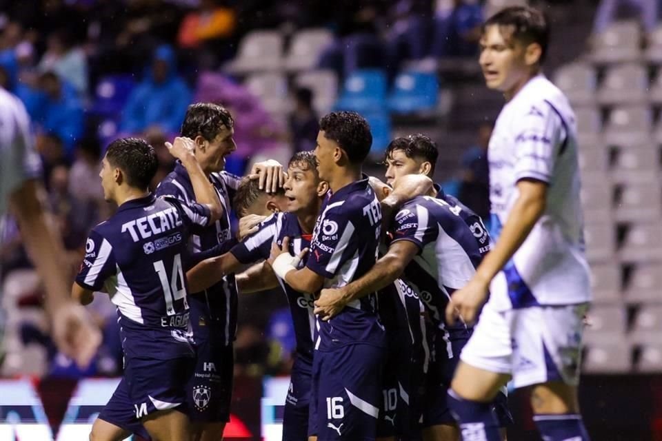 Monterrey llegó a 12 puntos, con un partido más que el resto de los punteros.