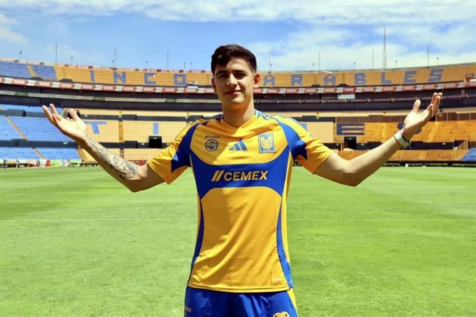 Rafael Guerrero, nuevo refuerzo de Tigres, juga como defensa central.