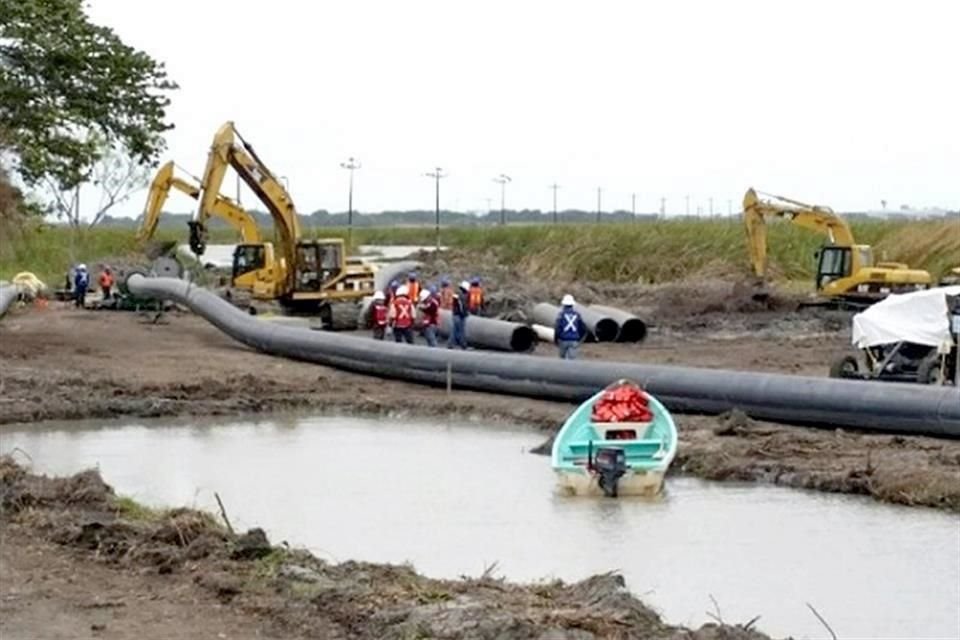 Cruce de perforación direccional y restitución de líneas Intake / Outake proyecto DuPont, Tamaulipas.
