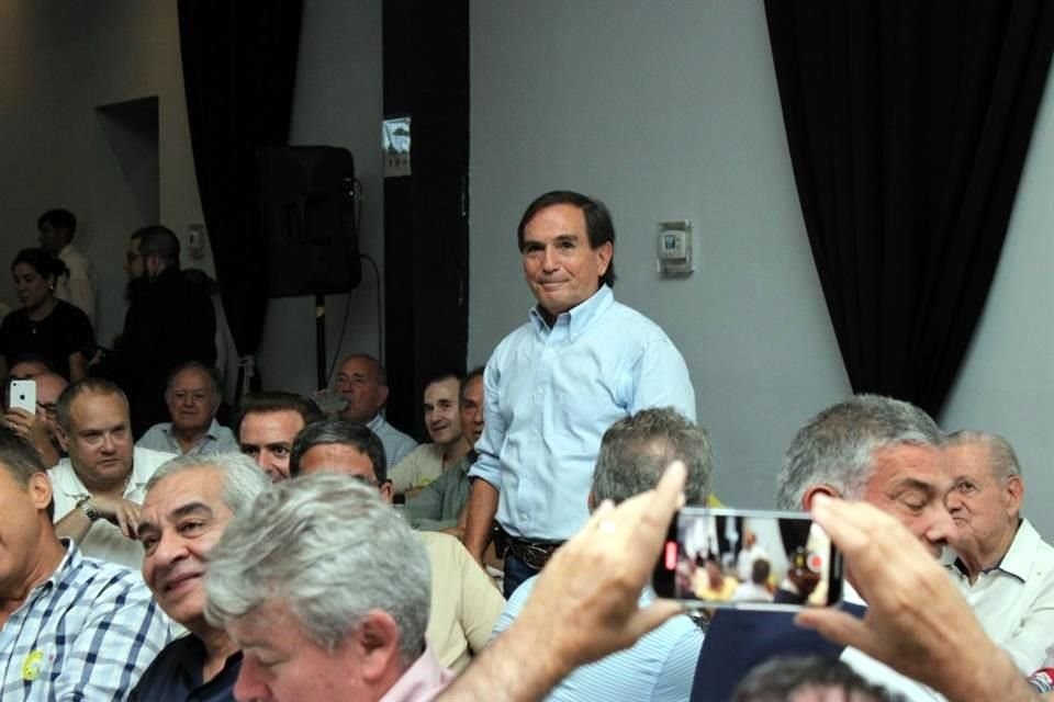 El Salón de la Fama Nacional (SAFANAL México), reconoce e 'inmortaliza' a ex jugadores de instituciones y clubes de fútbol americano de Nuevo León.