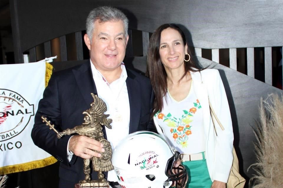 Armando González Gutiérrez y Yolanda Garza de González