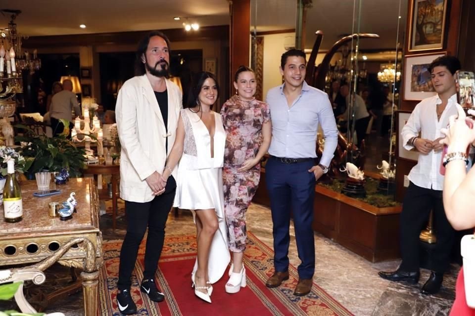 Eduardo López, Caty Cavazos, Mariel Zertuche y Víctor Romo
