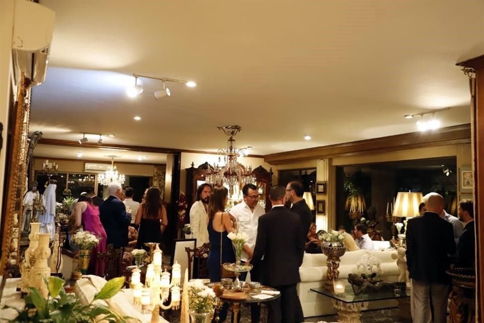 Despedida de solteros para Caty Cavazos y Eduardo López