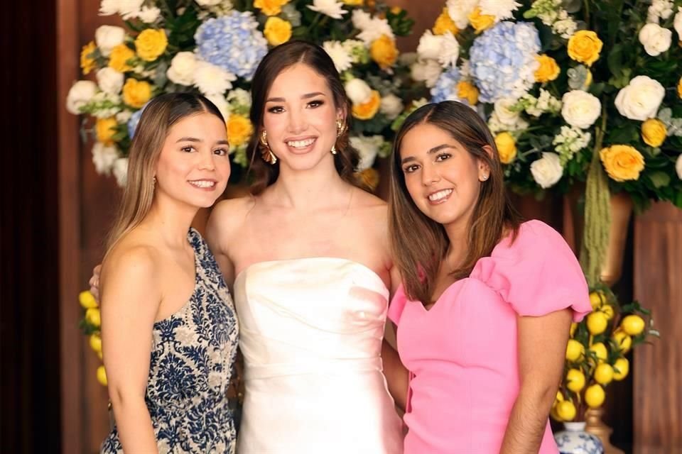 Claudia Quiroga, Cecilia Romero y Ana Lozano