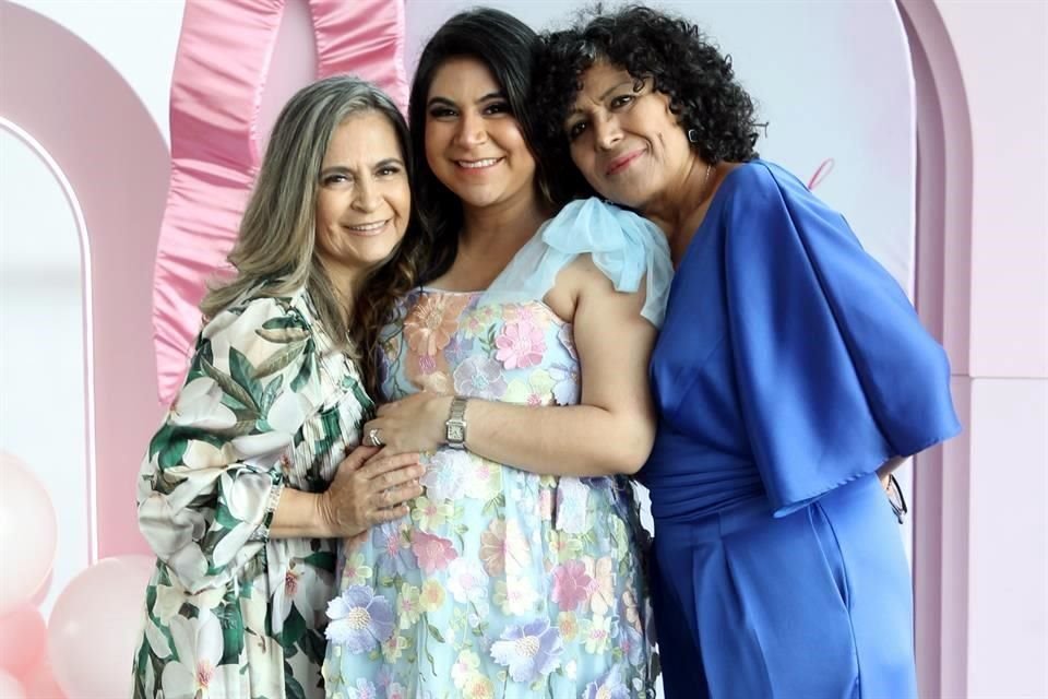 Conny Lomas, Mariana Sánchez de García y Eva García Zavala