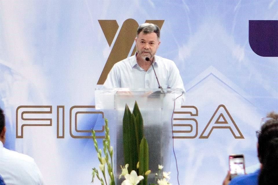 Ing. Luis Herman Elizalde González, Dir. General Ficosa México.