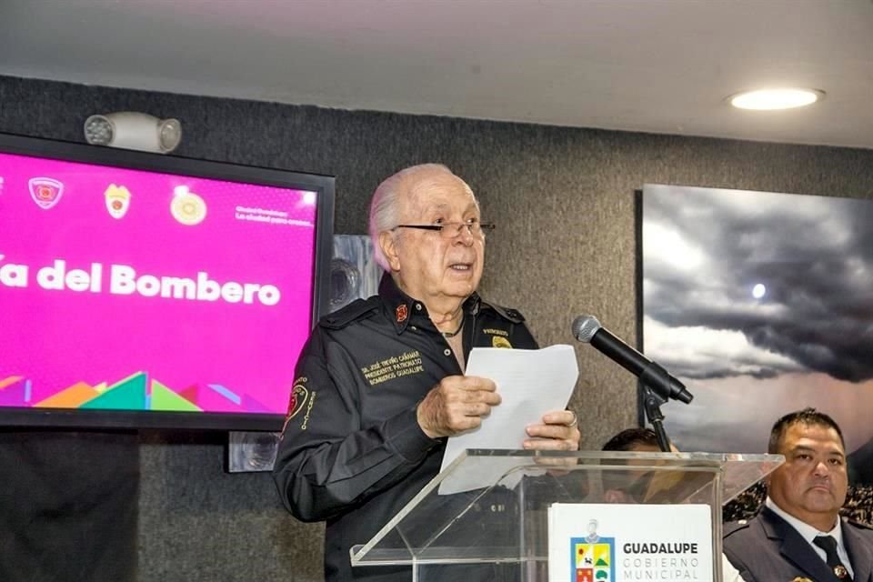 José Treviño Cañamar, Presidente del Patronato de Bomberos de Guadalupe.