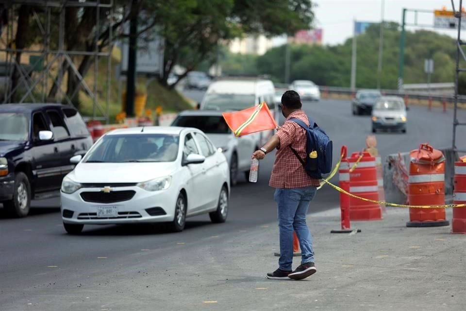 La reapertura de la vialidad se hizo a la altura del Bulevar Miguel de la Madrid y Bonifacio Salinas, en Guadalupe, y abarca un tramo de 13 kilómetros.